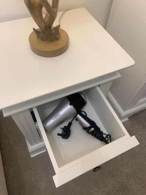 Thee Olde Cow Shed Cottingham, Central Location, 500 Meters From Cottingham Train Station, Close To Hull & Beverly, Free Parking & Wi-Fi , Entire Detached Property Dış mekan fotoğraf